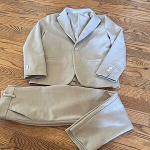 Zara kids suit size 8